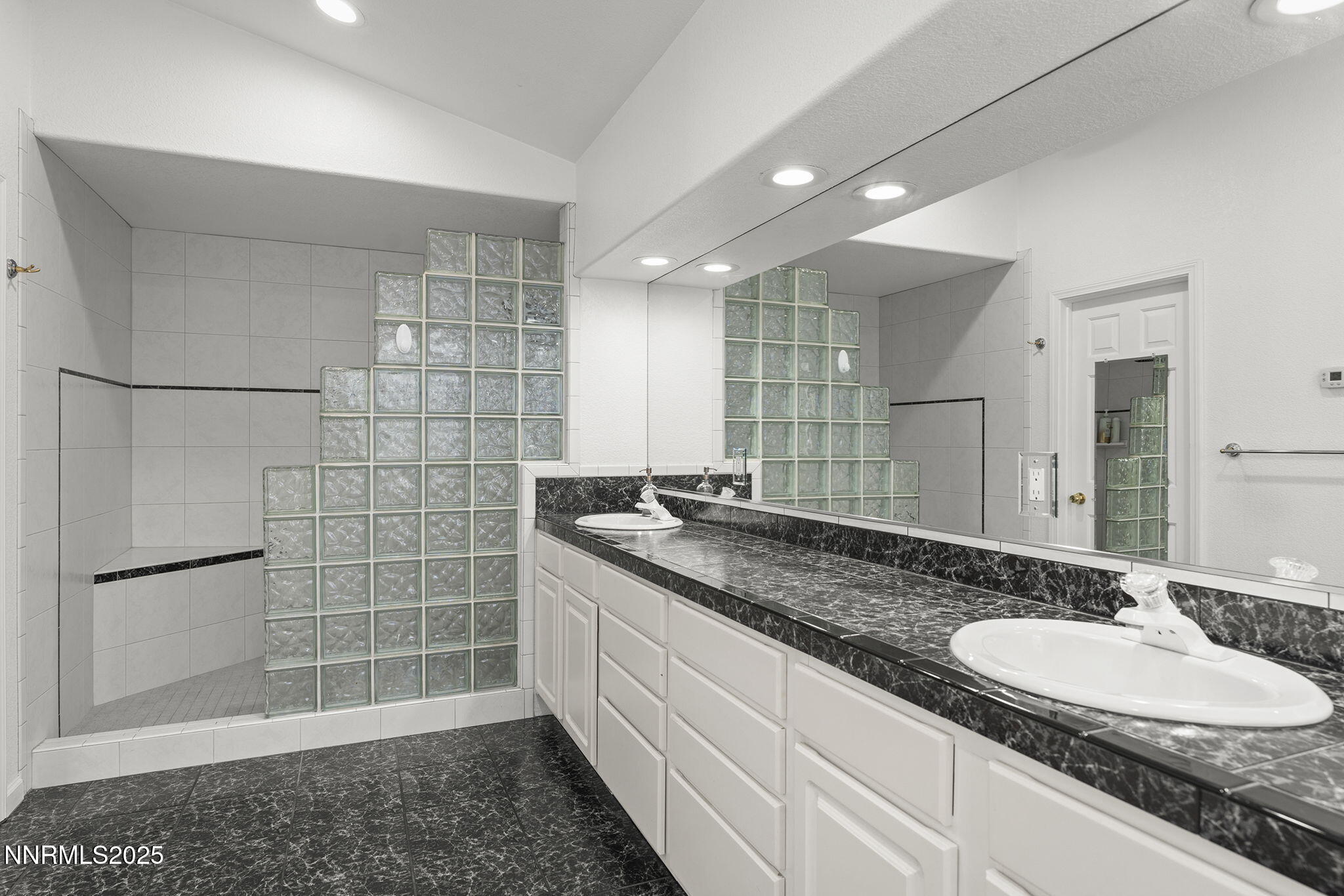 50 Sunridge Drive Reno, NV 89511 - Photo 13 of 29 14-web-or-mls-_DSC0484