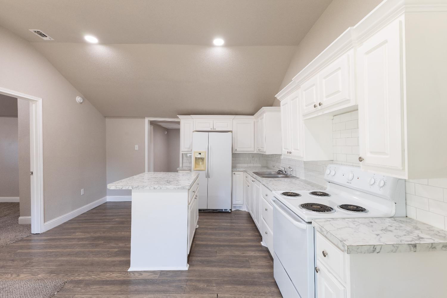 506 40th Street Lubbock, TX 79404 - Photo 6 of 17 Photo 6