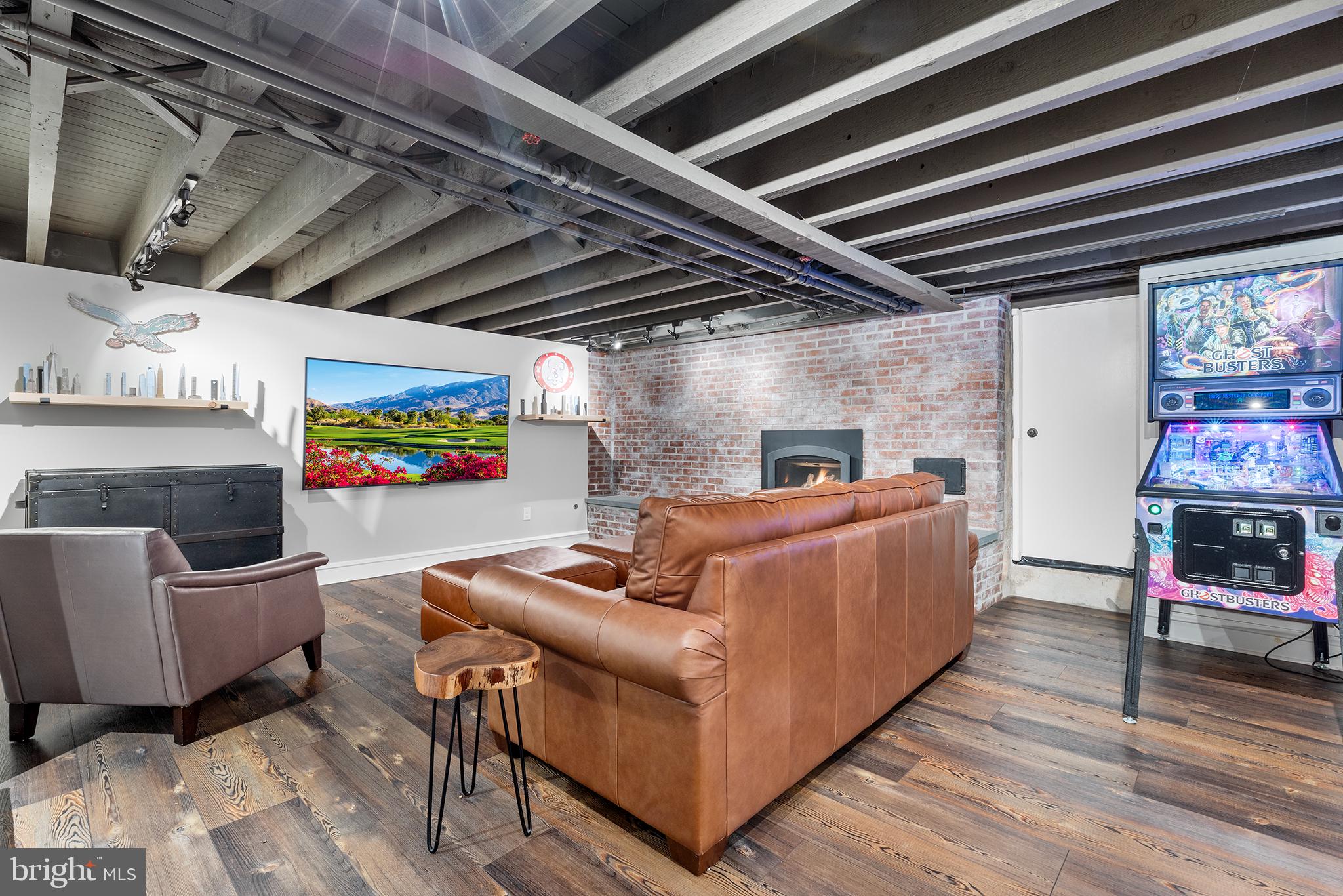 420 Berwyn Baptist Road Devon, PA 19333 - Photo 25 of 33 a living room with furniture and a flat screen tv