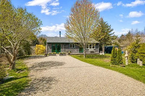 $940,000 | 22 Firehouse Lane, Oak Bluffs, MA 02557