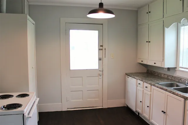 $625,000 | 1003 North Park Street, Brenham, TX 77833