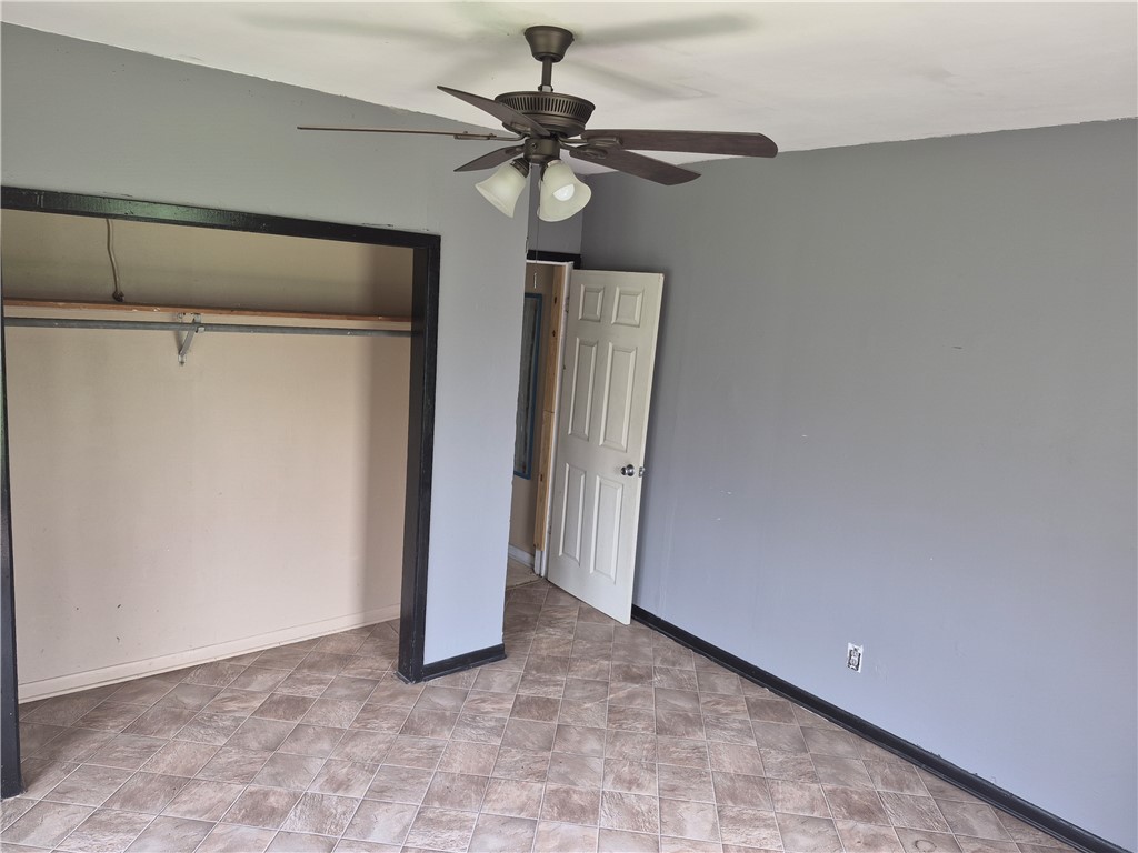 202 North Gregory Gregory, TX 78374 - Photo 12 of 19 a view of entryway