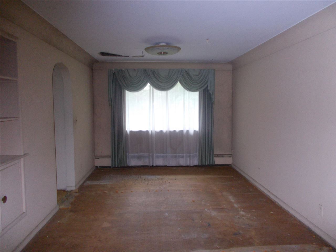 3255 Mackin Road Flint, MI 48504 - Photo 7 of 13