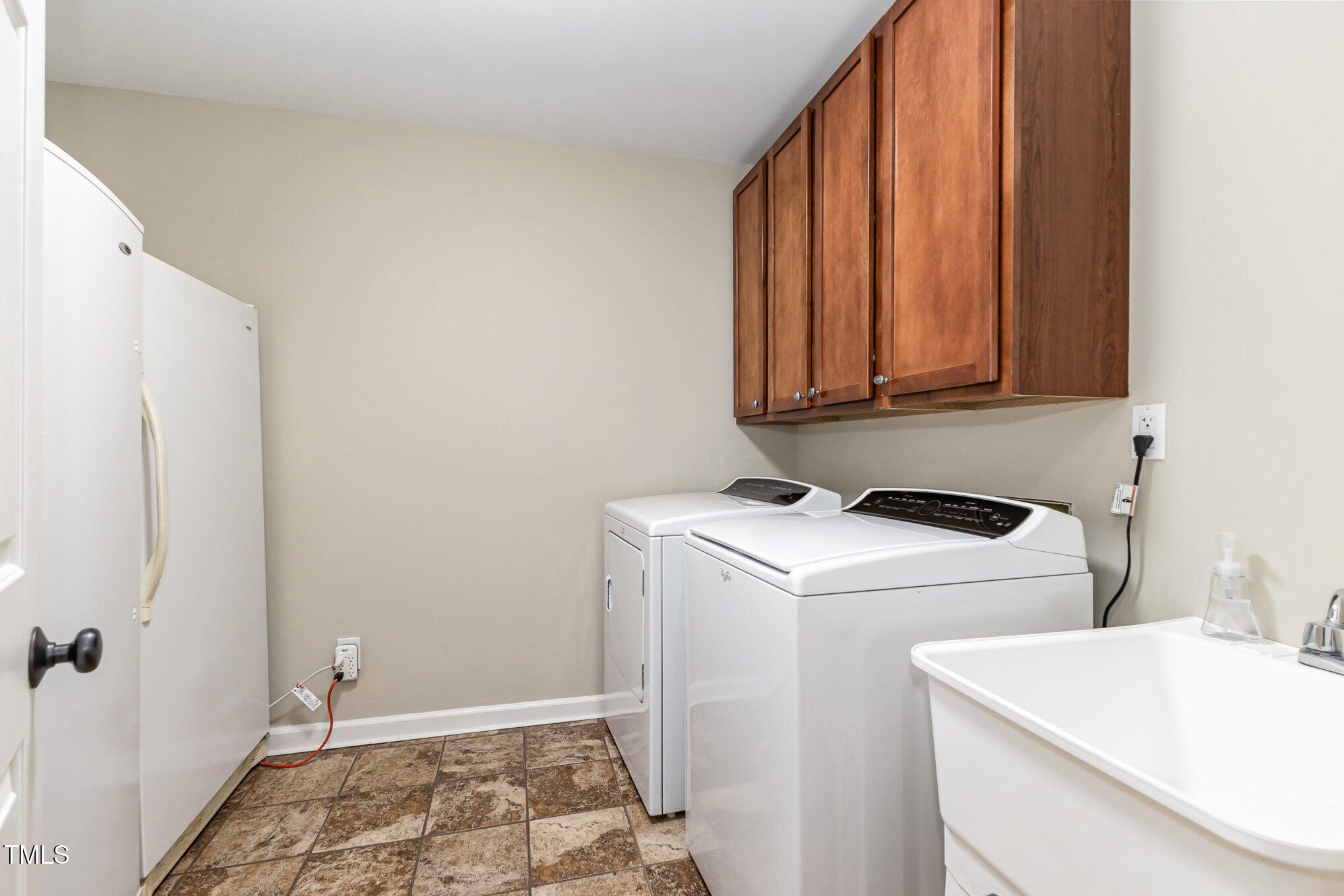 816 Thatcher Way Raleigh, NC 27615 - Photo 19 of 53 018_file_655