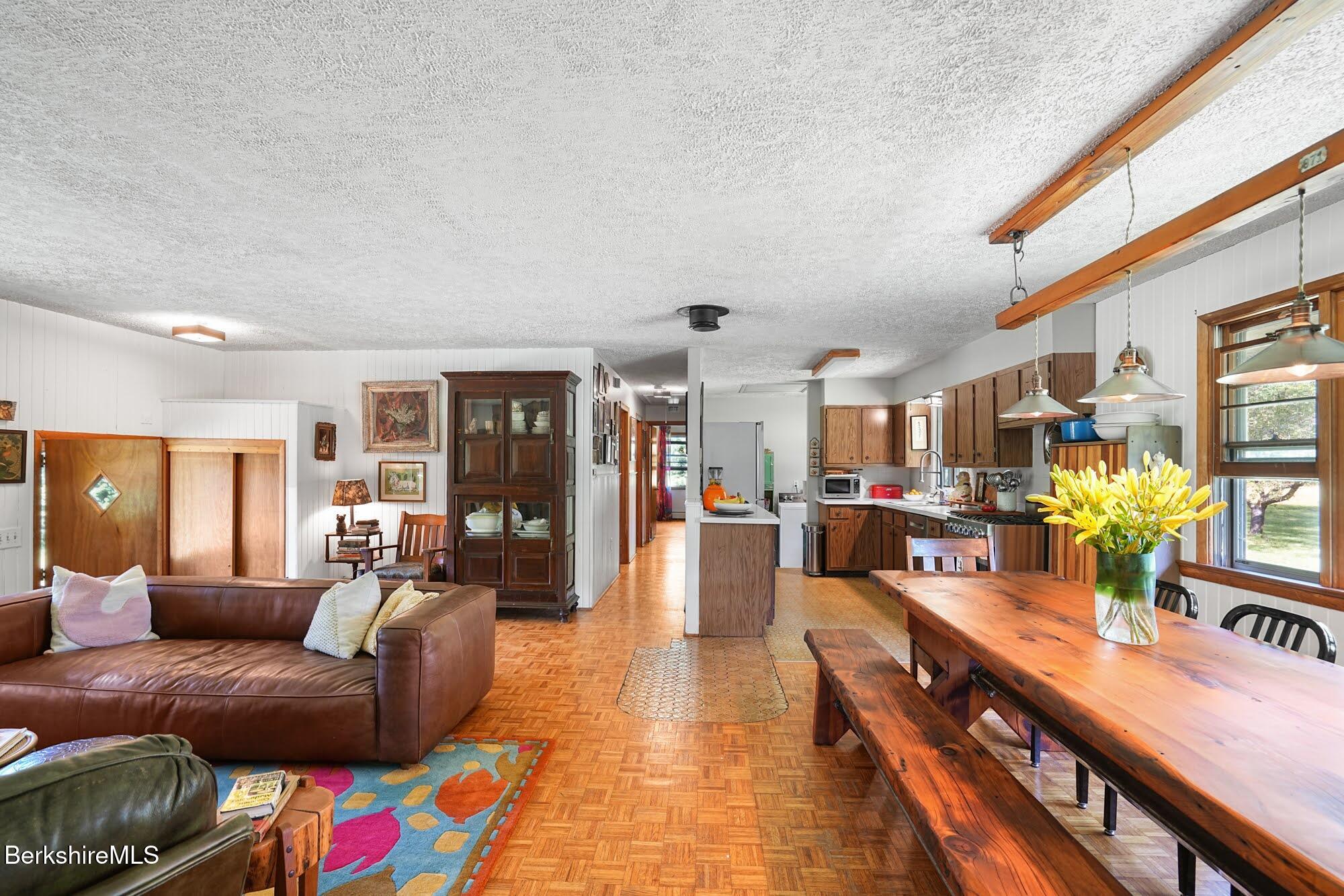 715 Main Road Monterey, MA 01245 - Photo 8 of 28 GREAT ROOM