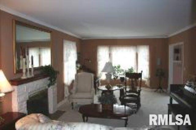 2503 Fairhaven Road Davenport, IA 52803 - Photo 8 of 8 Gallery Image 8