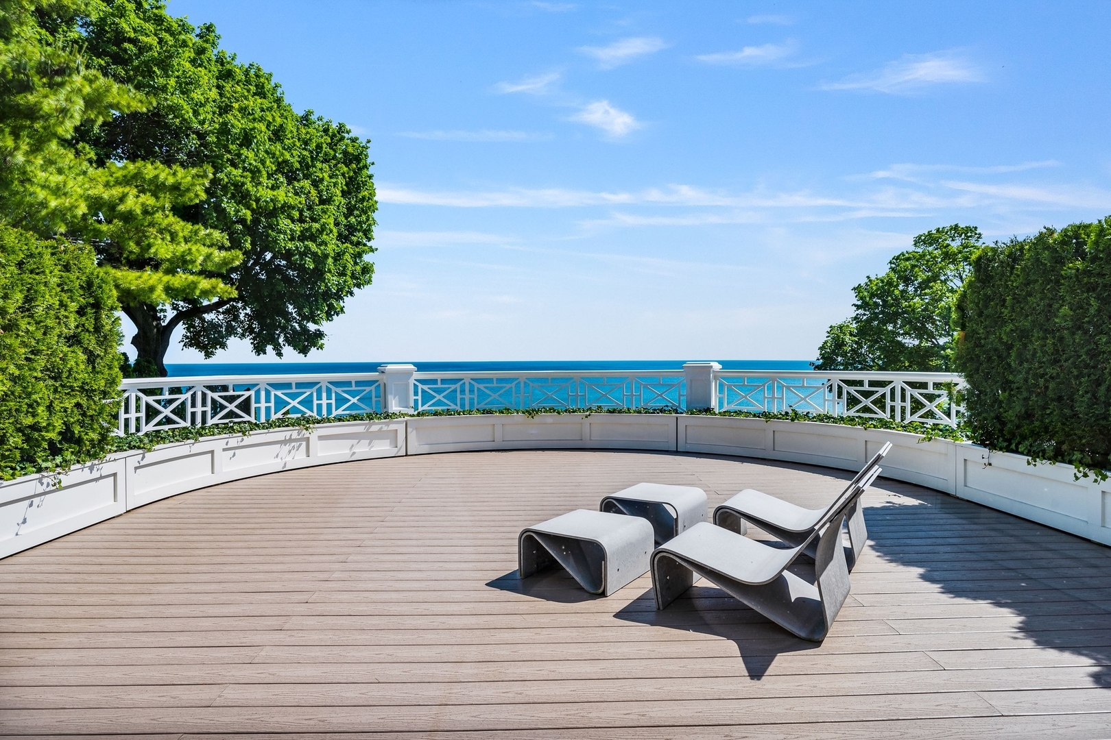 219 Sheridan Road Kenilworth, IL 60043 - Photo 23 of 63 a view of a terrace with seating space