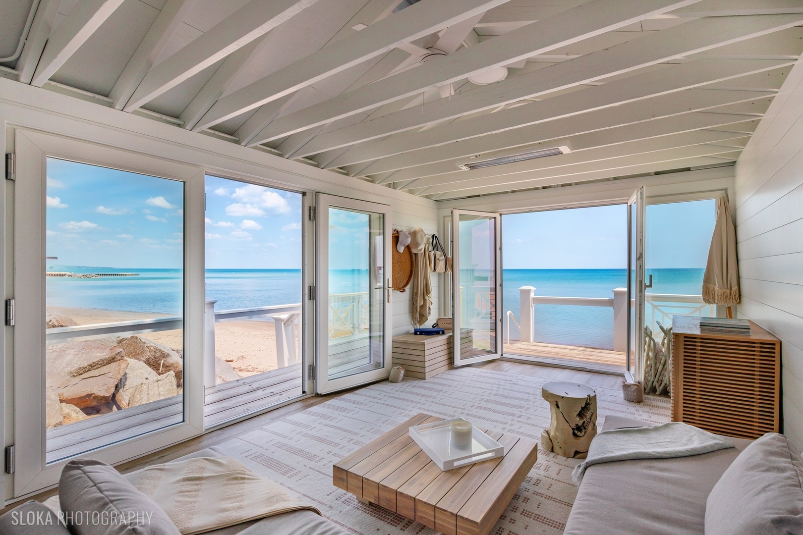 219 Sheridan Road Kenilworth, IL 60043 - Photo 54 of 63 a living room with furniture