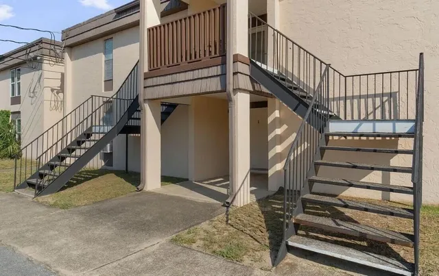 $1,375 | 408 Marshall Court, Unit 5, Fort Walton Beach, FL 32548
