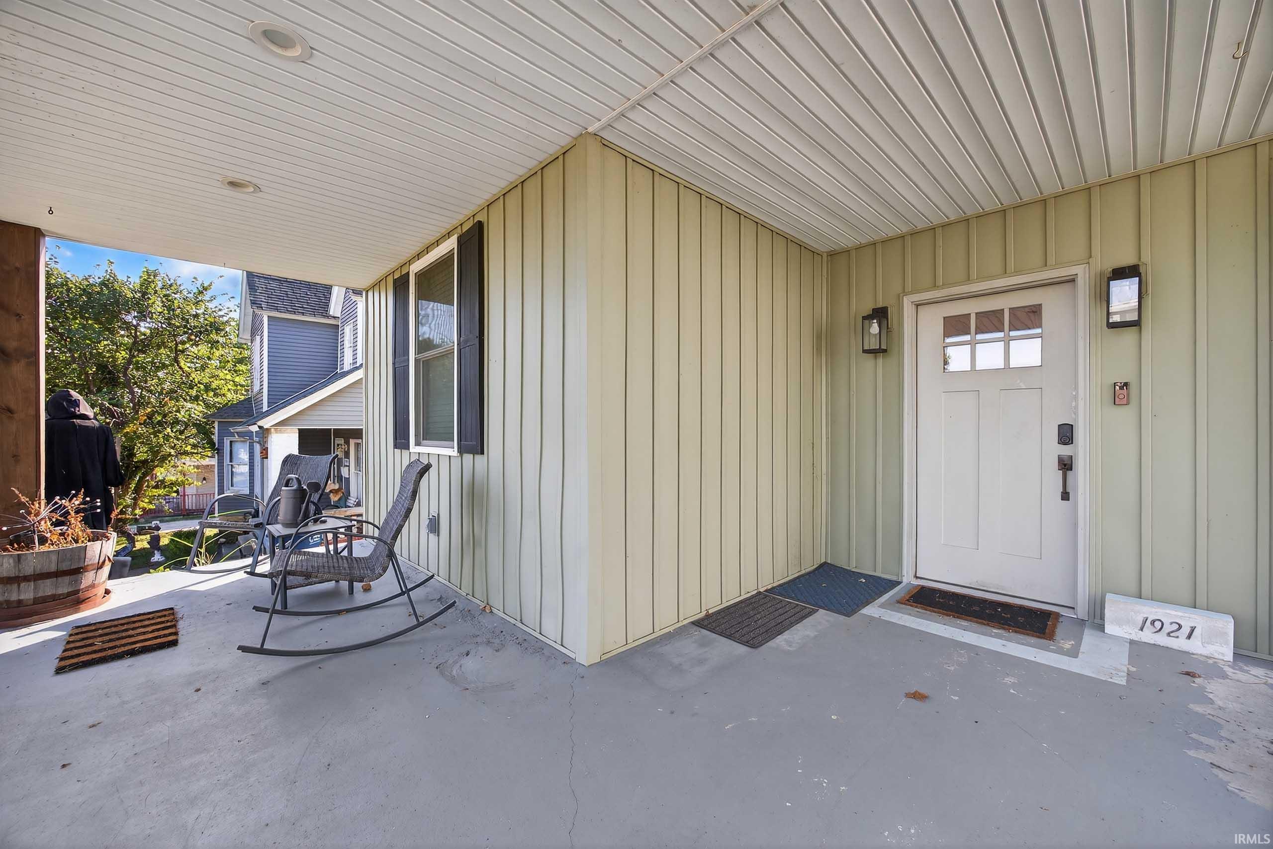 1921 H Street Bedford, IN 47421 - Photo 5 of 36