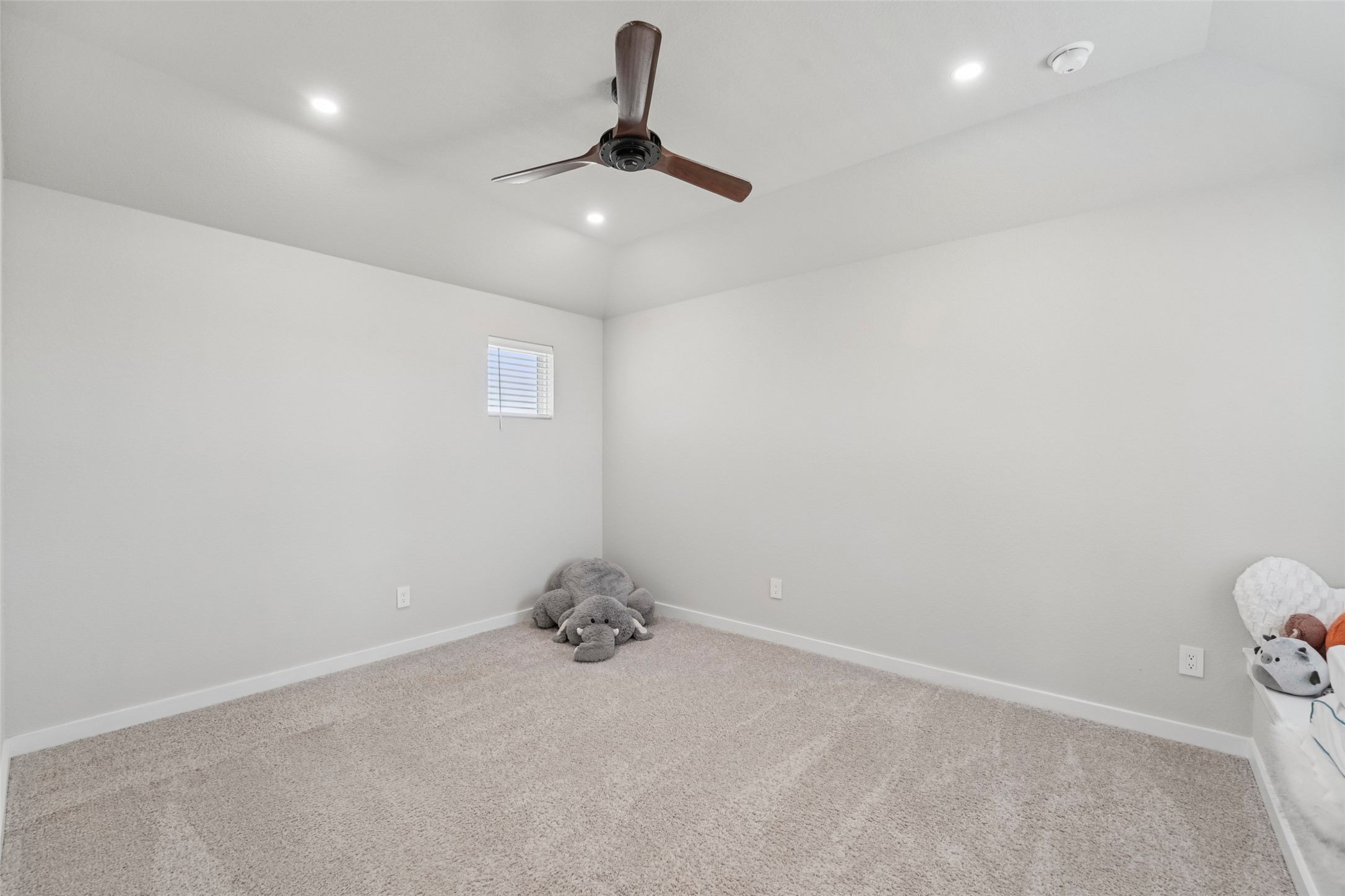 1108 Sweetspire Street Leander, TX 78641 - Photo 28 of 39 en empty room with wooden floor