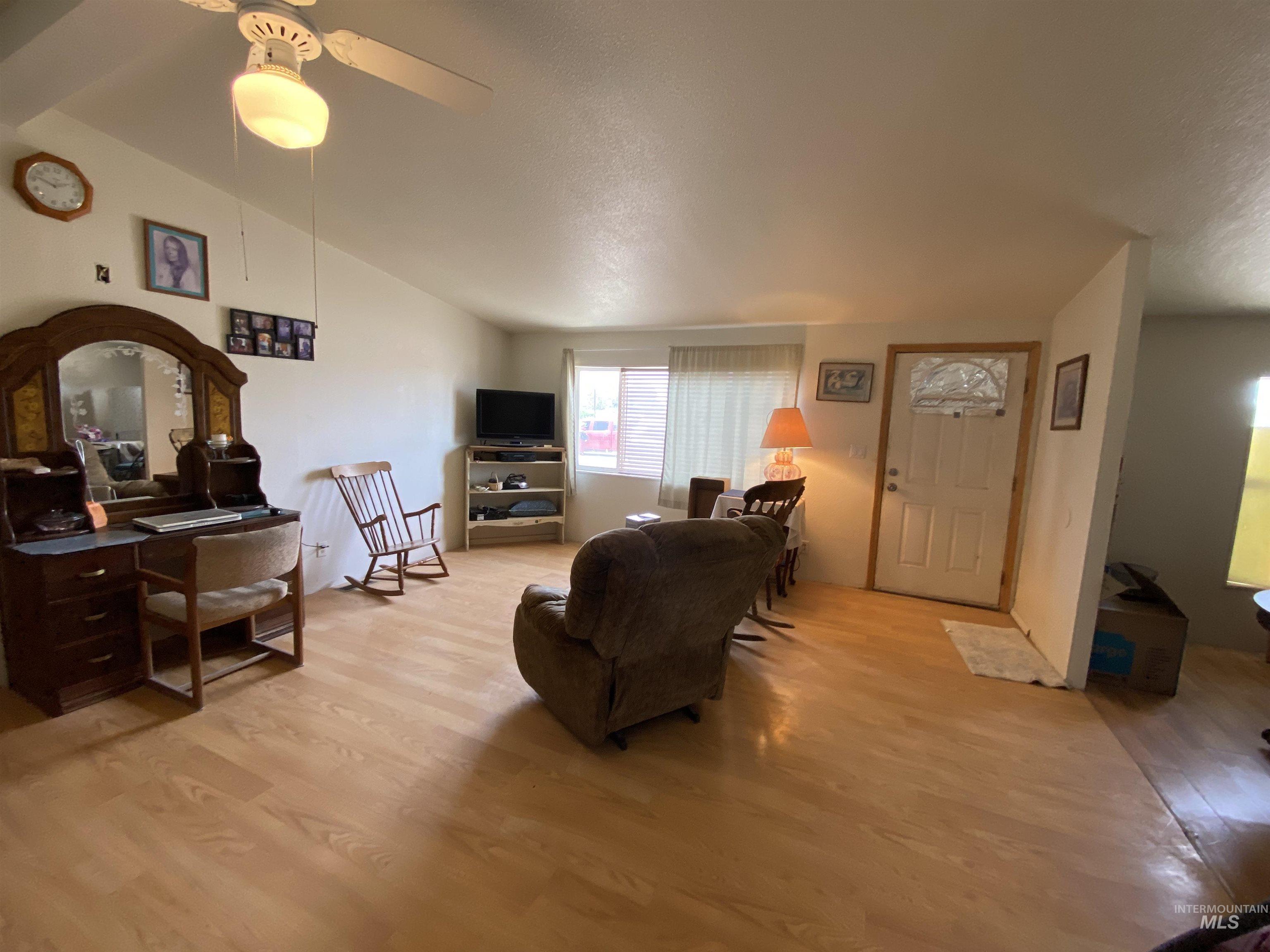 15130 4th Street Caldwell, ID 83607 - Photo 2 of 16