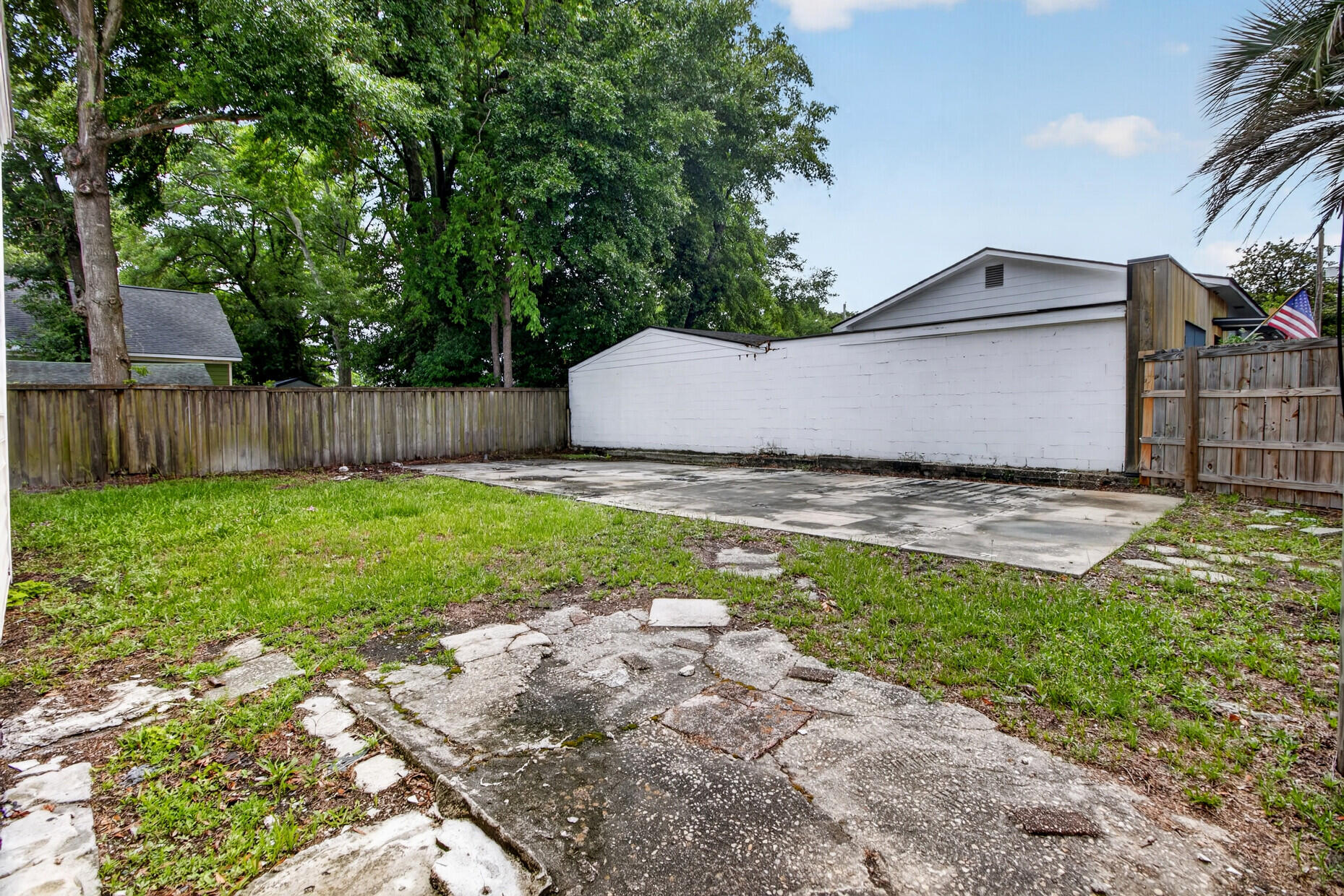 2116 Commander Road North Charleston, SC 29405 - Photo 31 of 32