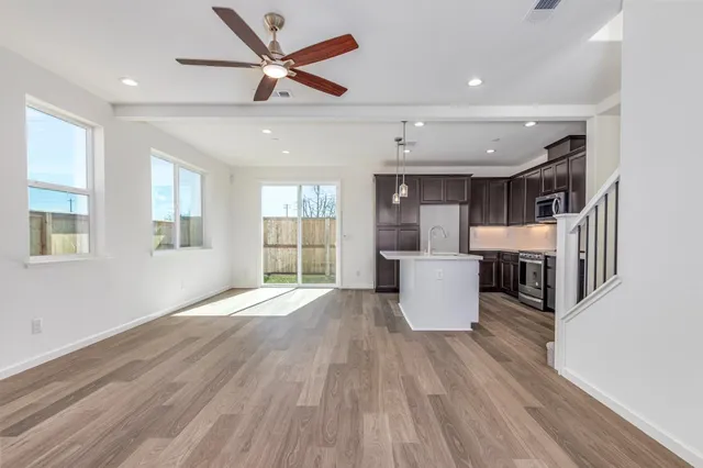 $575,000 | 8204 Caminata Lane, Carmichael, CA 95608