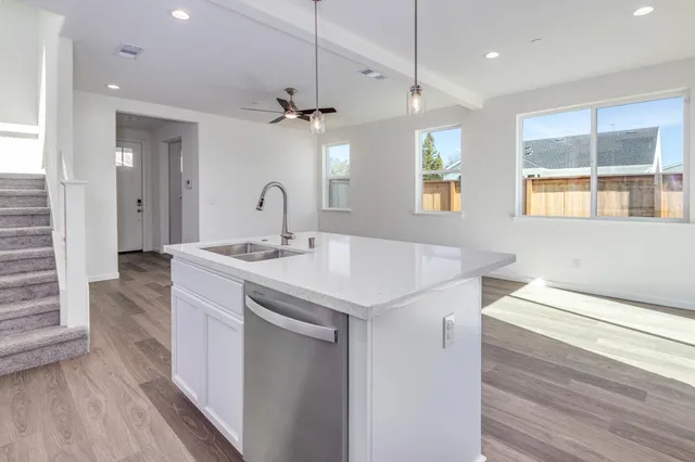 $575,000 | 8204 Caminata Lane, Carmichael, CA 95608