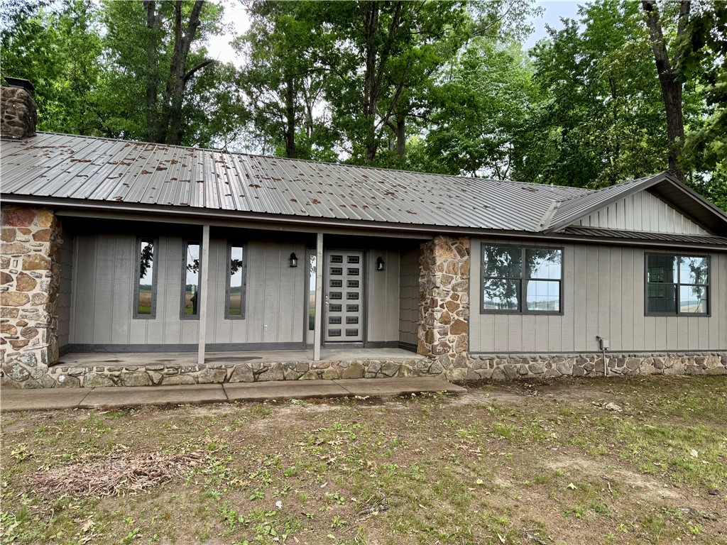 411 Frank Senko Road Griffithville, AR 72060 - Photo 2 of 31 Front of house