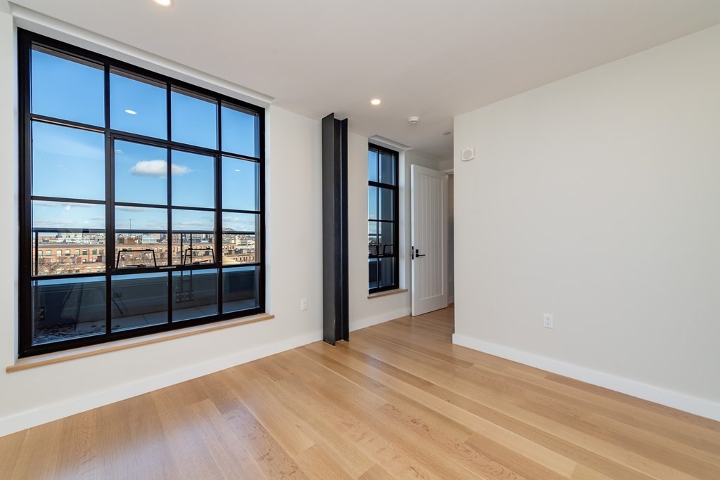 76 Wareham Street, Unit 6B Boston, MA 02118 - Photo 5 of 25