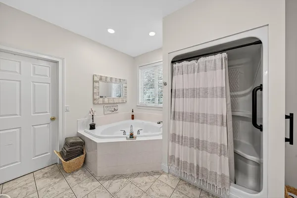 $985,000 | 29750 Edwards Way, Niles, MI 49120