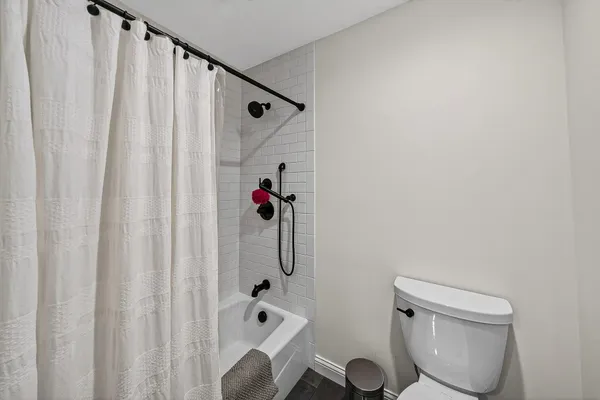 $985,000 | 29750 Edwards Way, Niles, MI 49120