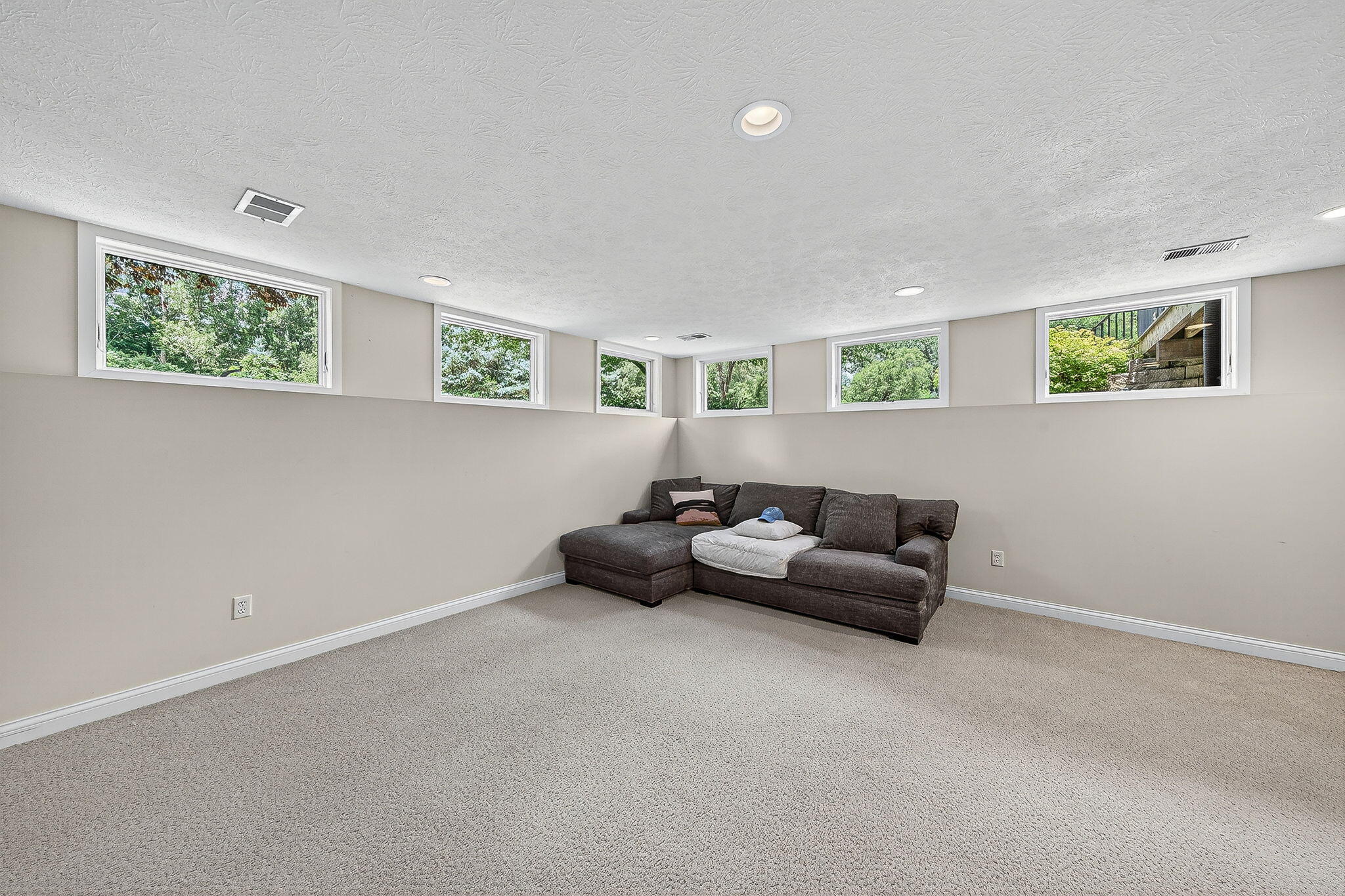 29750 Edwards Way Niles, MI 49120 - Photo 37 of 66 29750 Edwards Way-12