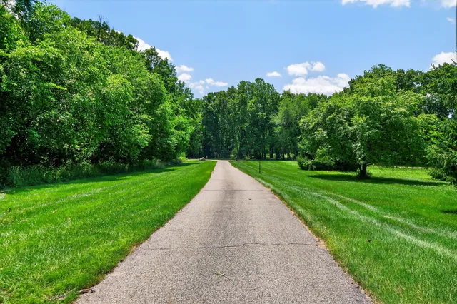 $1,125,000 | 29750 Edwards Way, Niles, MI 49120