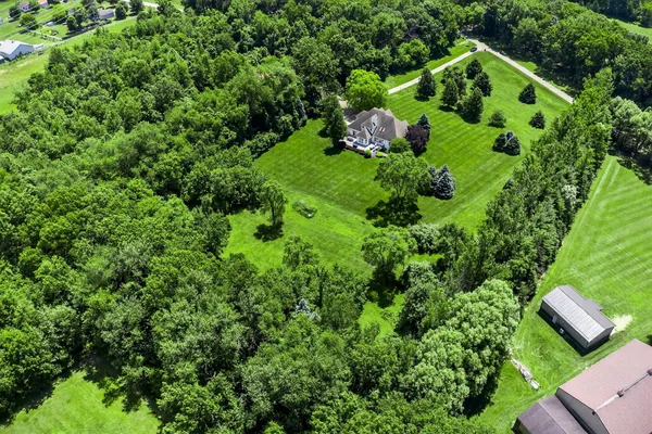 $985,000 | 29750 Edwards Way, Niles, MI 49120