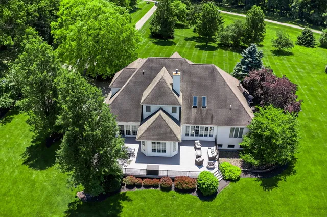 $1,125,000 | 29750 Edwards Way, Niles, MI 49120