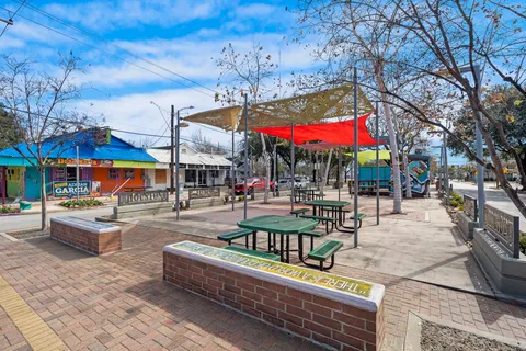 $349,000 | 118 North Hutcheson Street, Houston, TX 77003