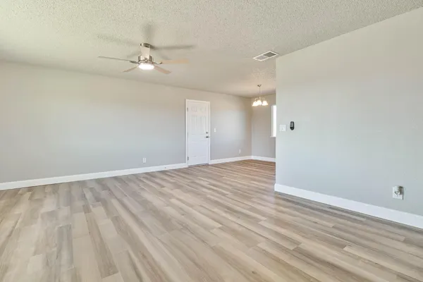 $750,000 | 34937 Avenue 13 1/2, Madera, CA 93636