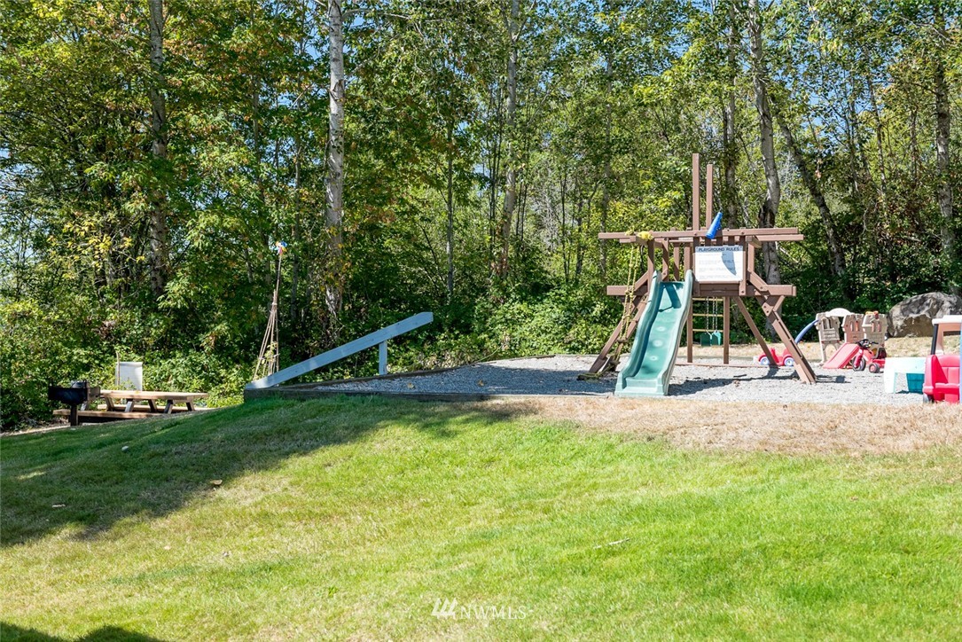 975 Aberdeen Avenue Northeast, Unit E207 Renton, WA 98056 - Photo 18 of 18
