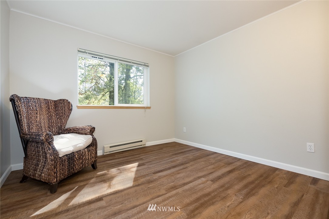 975 Aberdeen Avenue Northeast, Unit E207 Renton, WA 98056 - Photo 10 of 18