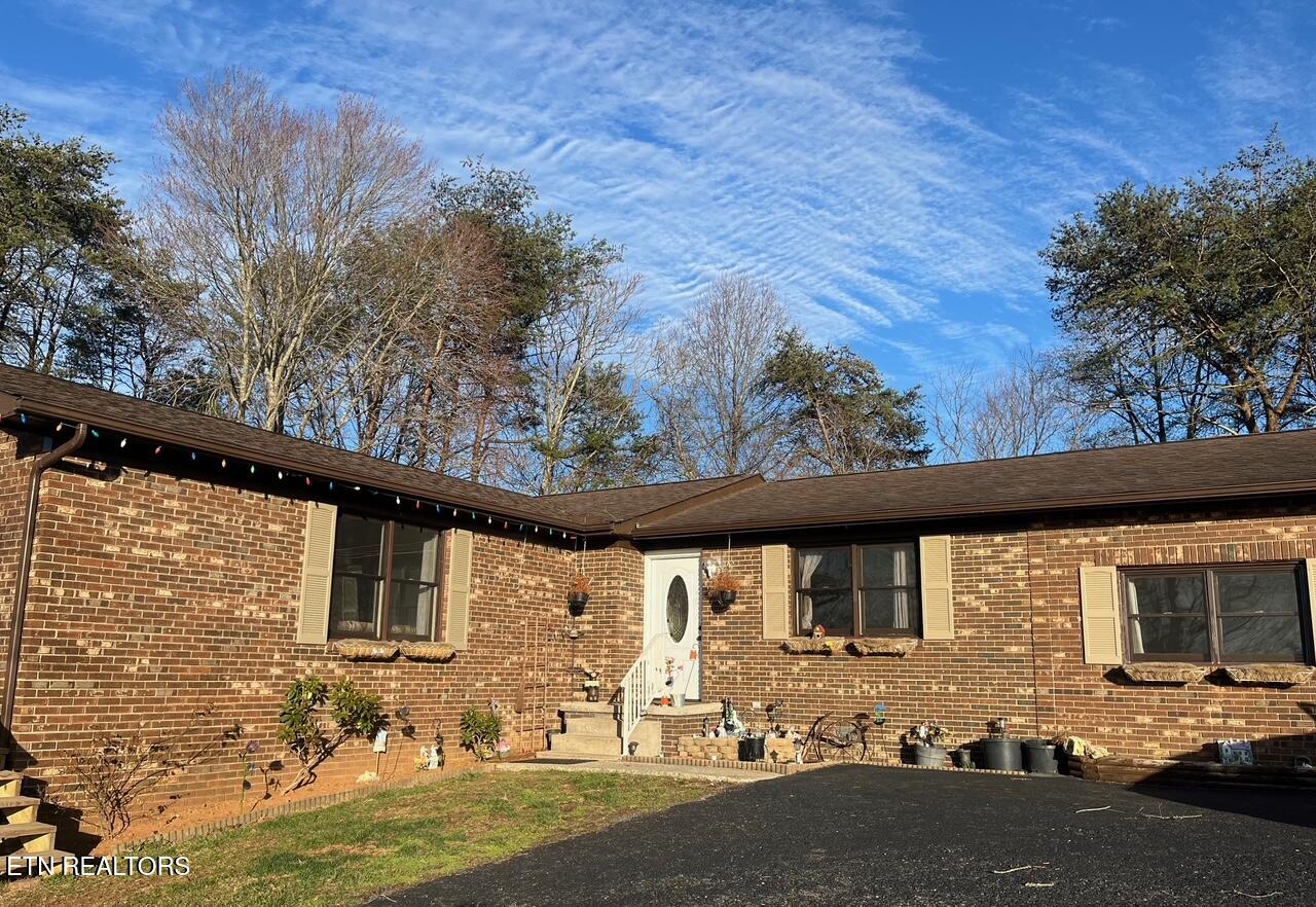 235 Parliament Road Harrogate, TN 37752 - Photo 1 of 29 Par 24