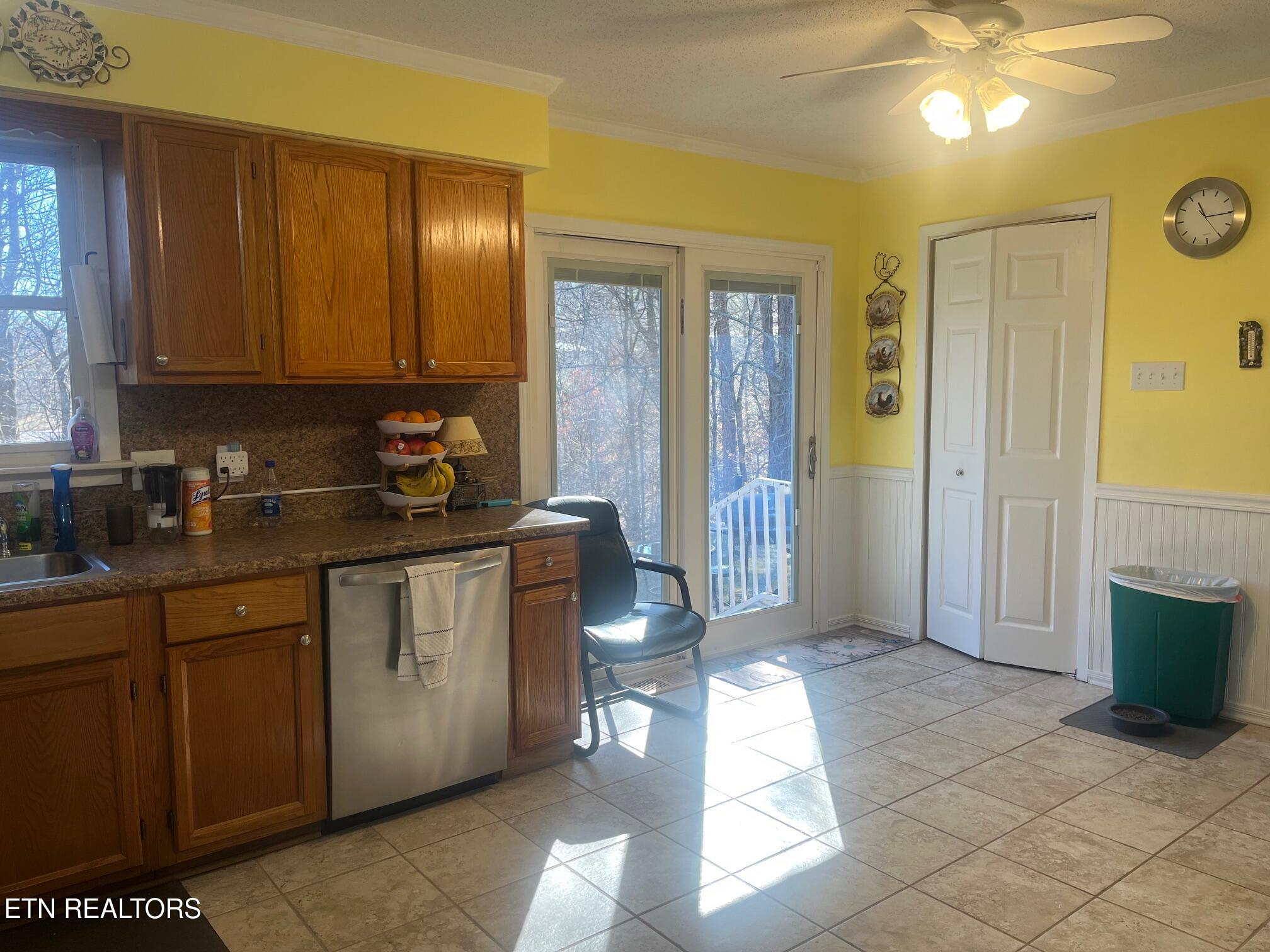 235 Parliament Road Harrogate, TN 37752 - Photo 14 of 29 Par 13