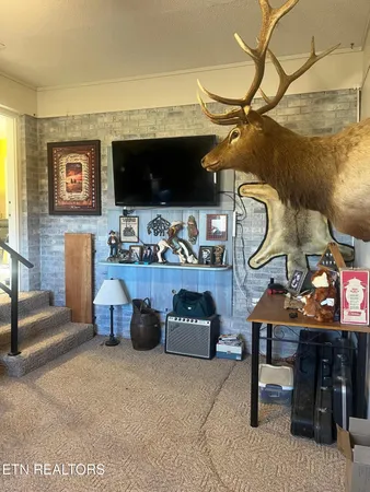 $399,900 | 235 Parliament Road, Harrogate, TN 37752