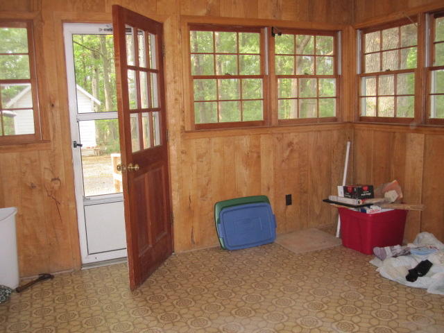 147 Charlie S Road Robbins, NC 27325 - Photo 8 of 24 355