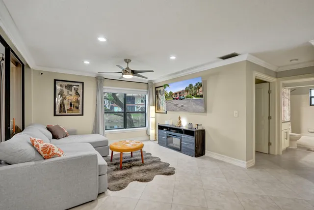 $289,000 | 4192 Carambola Circle South, Unit 2189, Coconut Creek, FL 33066