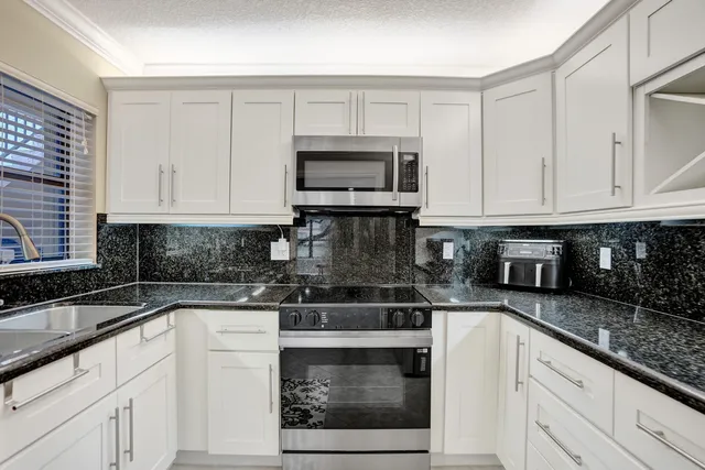 $289,000 | 4192 Carambola Circle South, Unit 2189, Coconut Creek, FL 33066