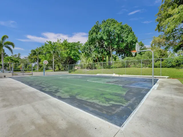 $289,000 | 4192 Carambola Circle South, Unit 2189, Coconut Creek, FL 33066