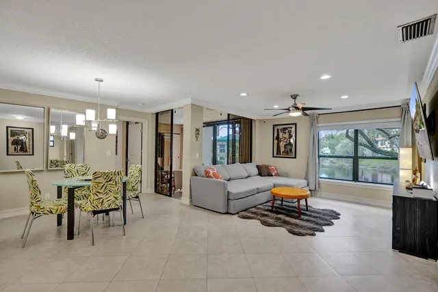 $289,000 | 4192 Carambola Circle South, Unit 2189, Coconut Creek, FL 33066