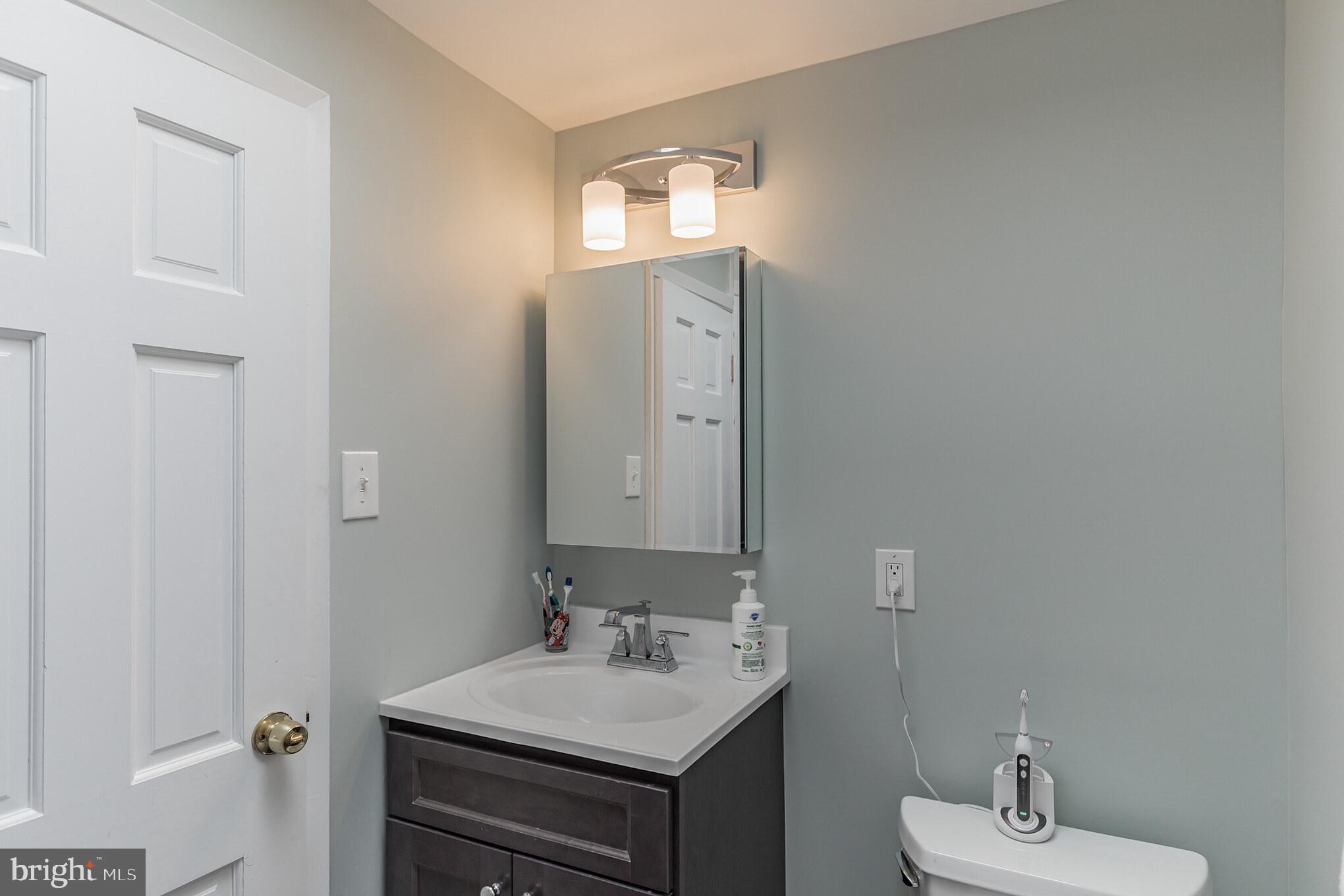 12624 Ramer Road Philadelphia, PA 19154 - Photo 17 of 31