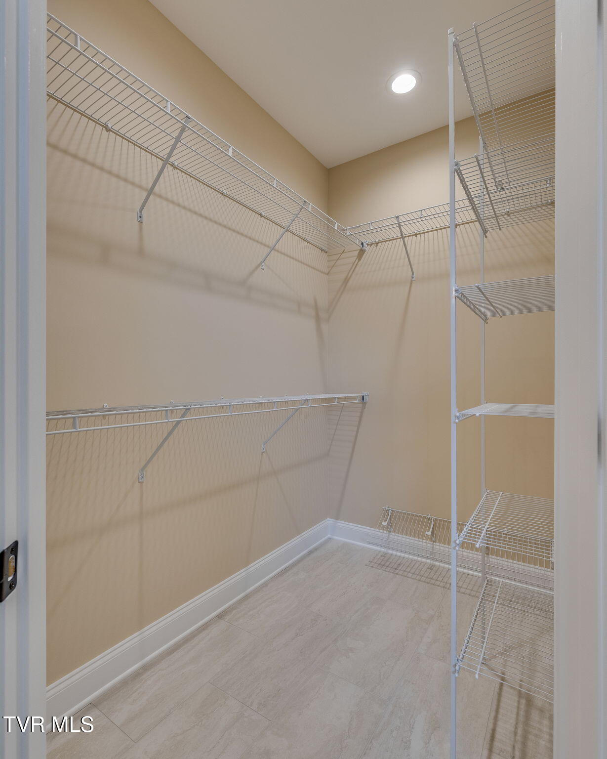 518 Middays Rest Jonesborough, TN 37659 - Photo 18 of 32 020