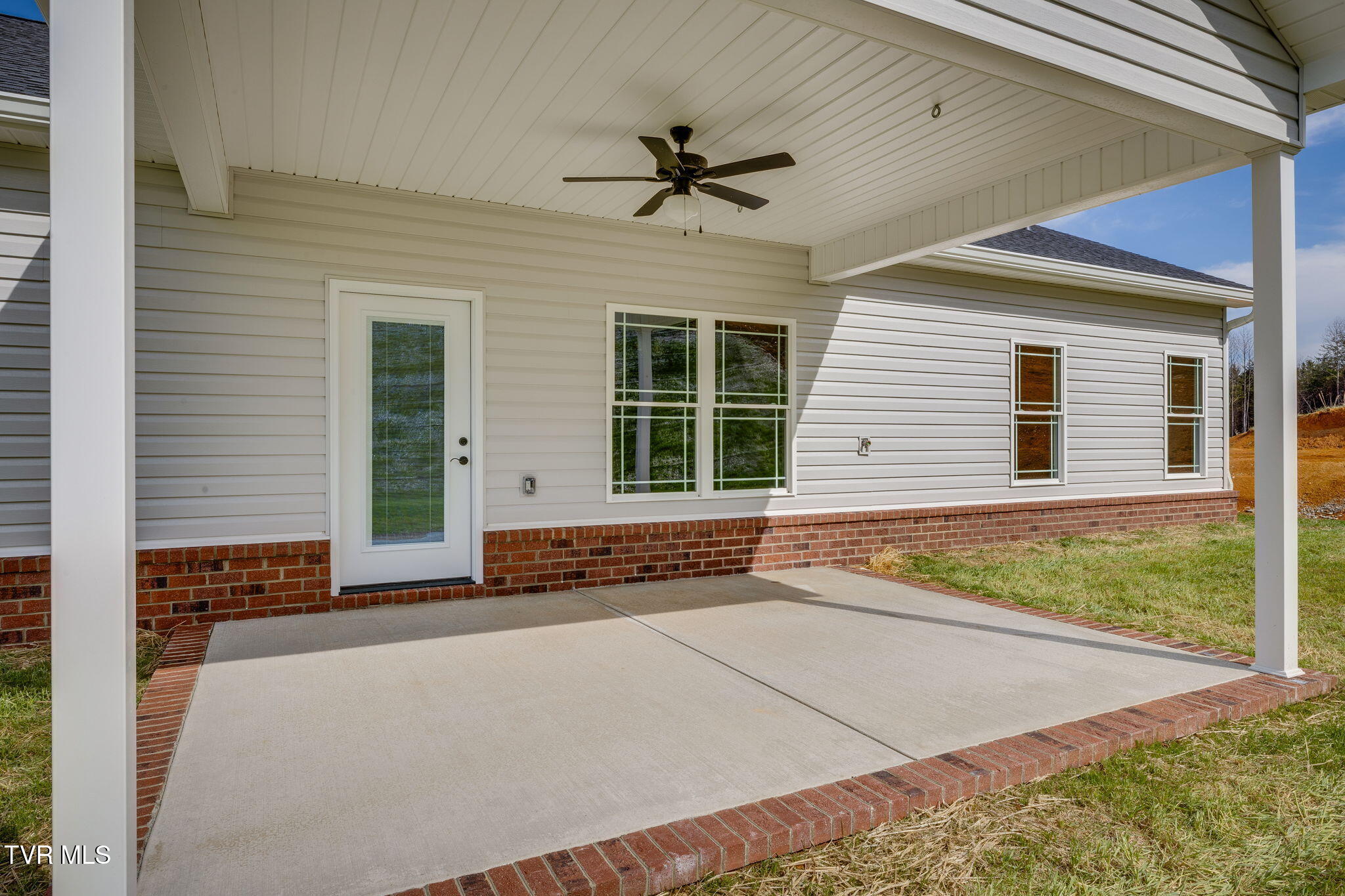 518 Middays Rest Jonesborough, TN 37659 - Photo 31 of 32 033