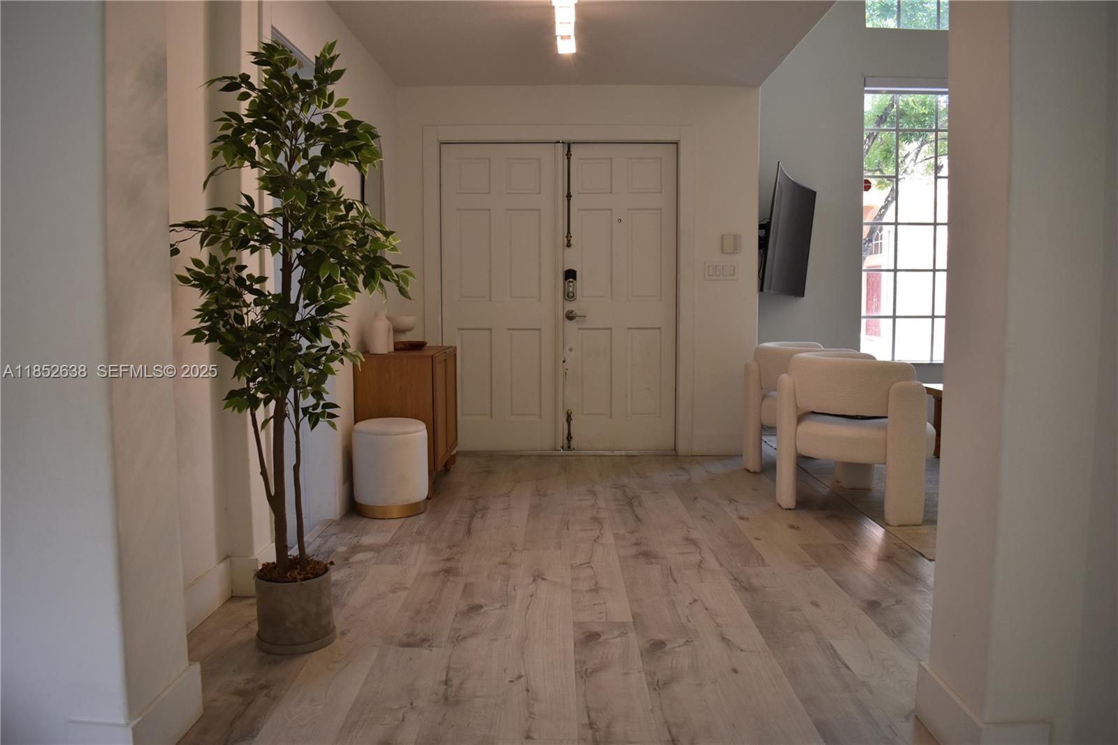 5189 Northwest 108th Path Doral, FL 33178 - Photo 17 of 23