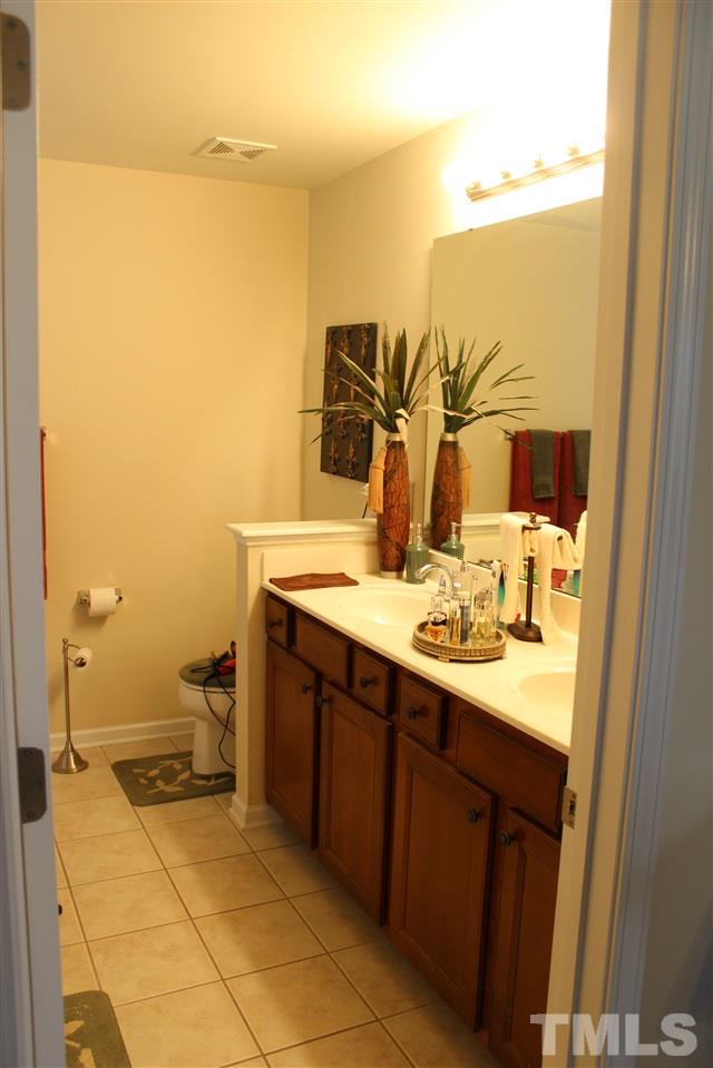 887 Seastone Street Raleigh, NC 27603 - Photo 14 of 25 Gallery Image 14