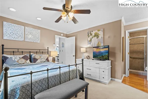 $439,900 | 145 Royal Oaks Drive, Unit 332, Blowing Rock, NC 28605