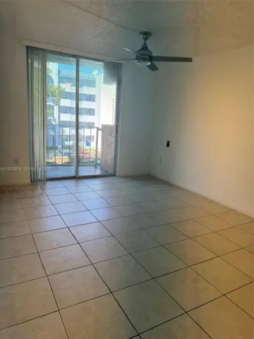 $1,825 | 9360 Fontainebleau Boulevard, Unit 308, Miami, FL 33172