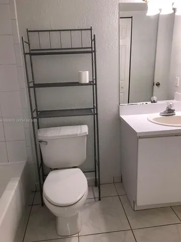 $1,875 | 9360 Fontainebleau Boulevard, Unit 308, Miami, FL 33172