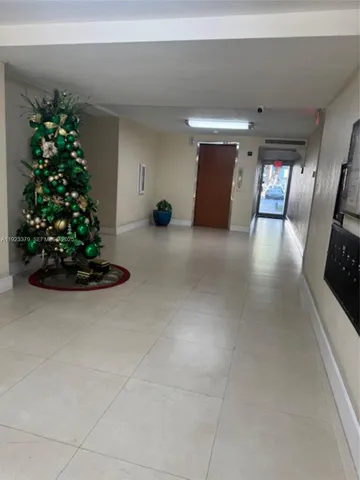 $1,825 | 9360 Fontainebleau Boulevard, Unit 308, Miami, FL 33172