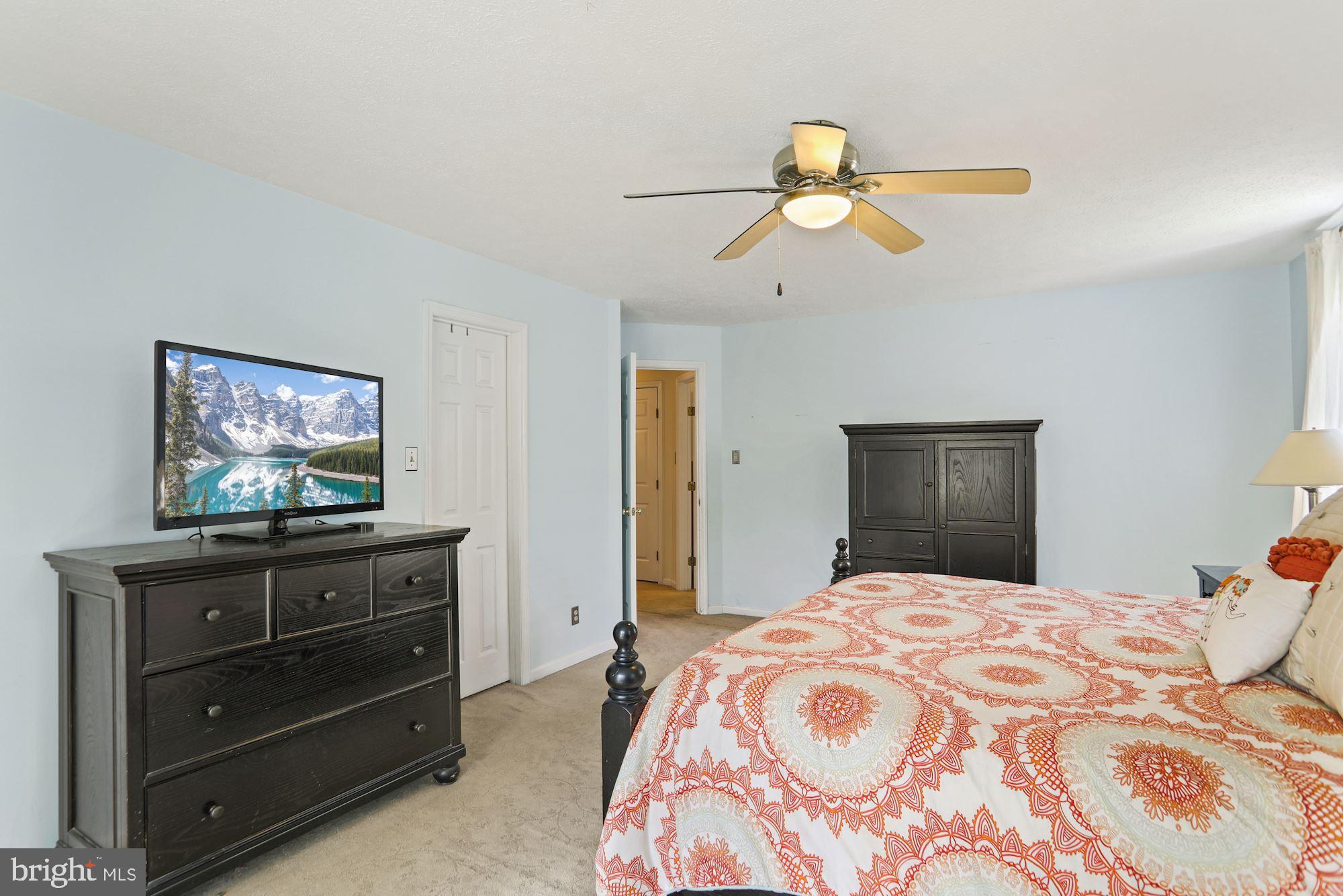 64 Picadilly Circle Marlton, NJ 08053 - Photo 18 of 37 spacious and light filled