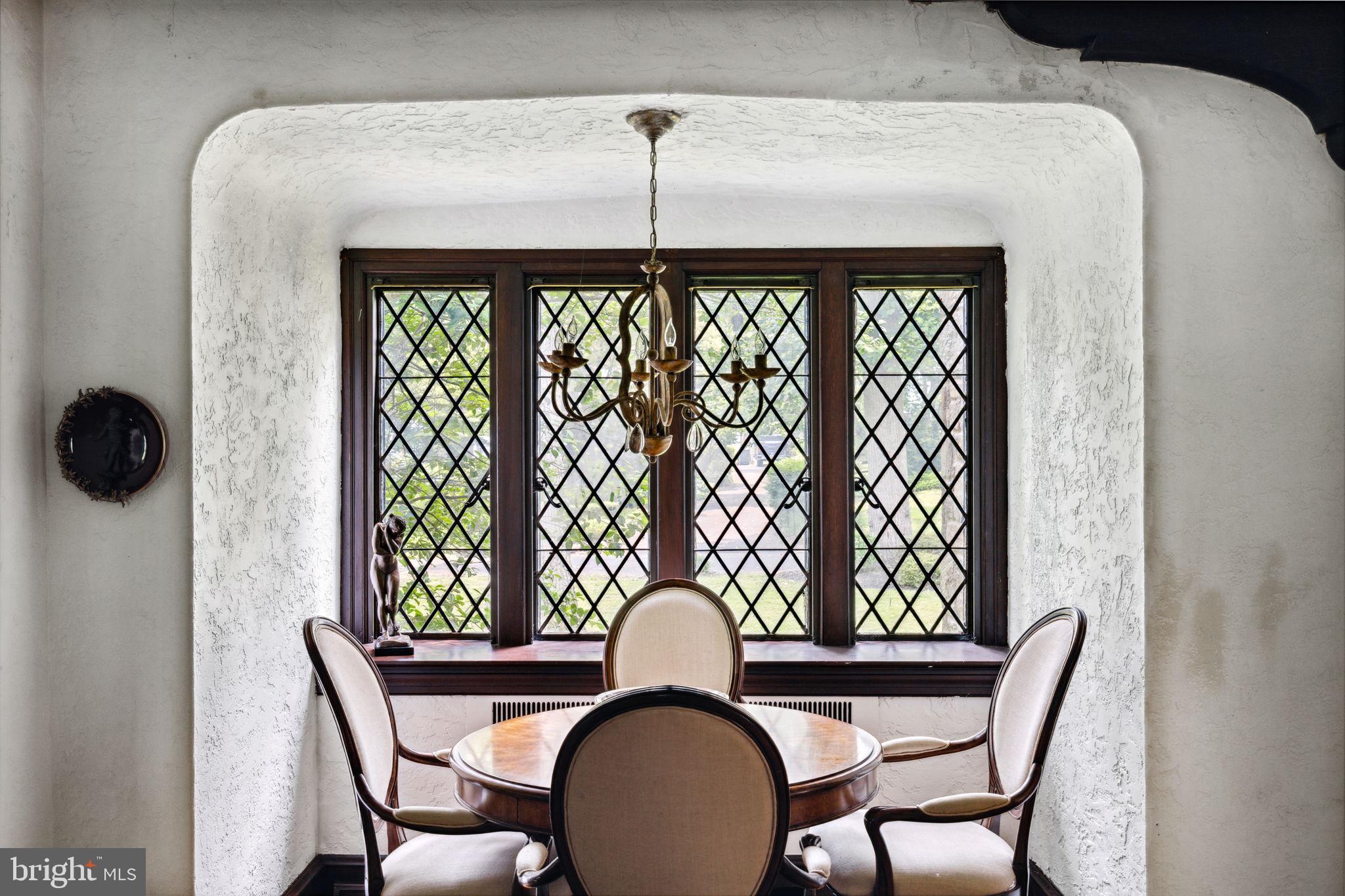 1127 Devon Road Jenkintown, PA 19046 - Photo 6 of 32